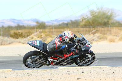 media/Feb-27-2022-CVMA (Sun) [[a3977b6969]]/Race 6 500 Supersport-350 Supersport (Holeshot)/